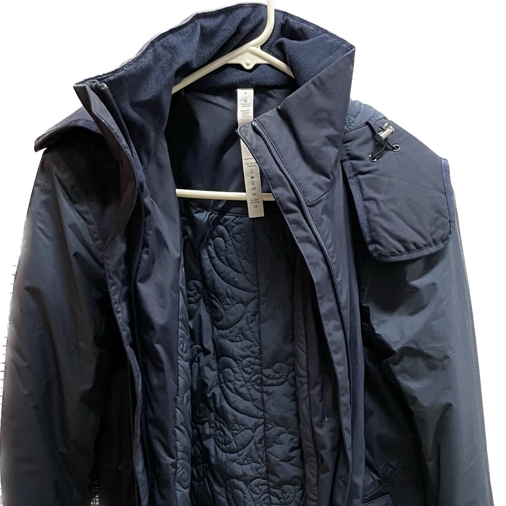 Lululemon navy blue size 8 jacket.